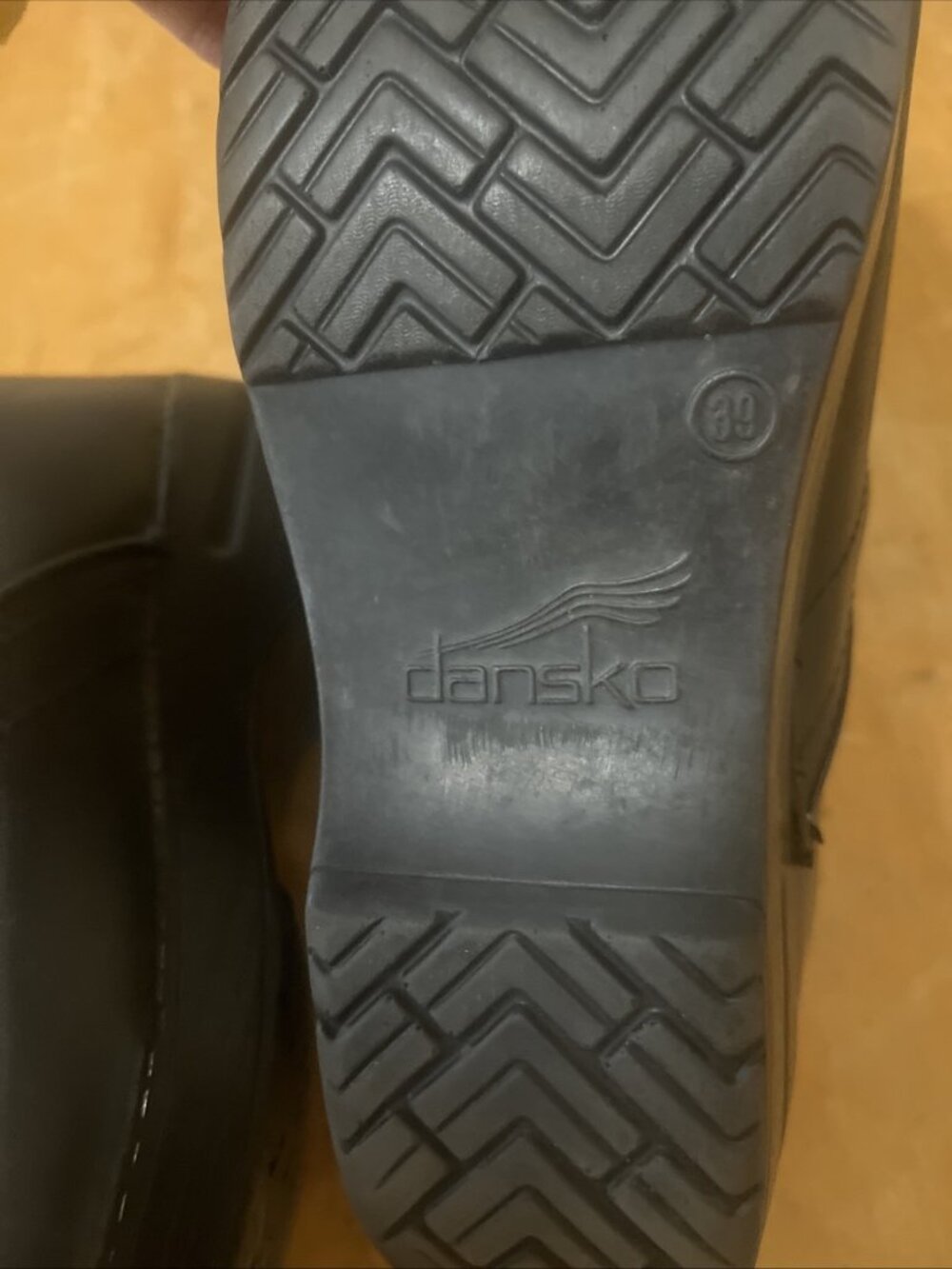 Dansko Matte Black Leather Shoes Slip On Clogs Women’s Size 39 Medical Nursing - Picture 8 of 10